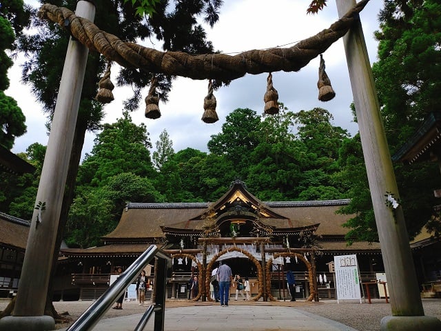 大神神社・茅の輪くぐり③