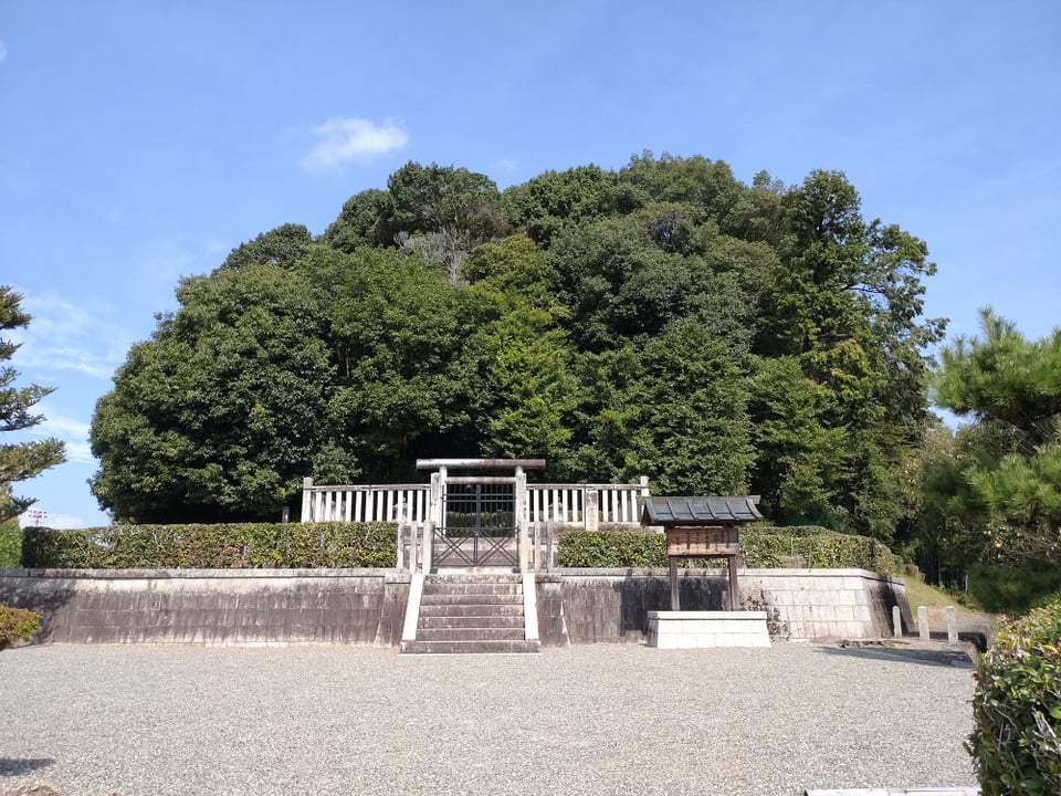 天武・持統天皇陵