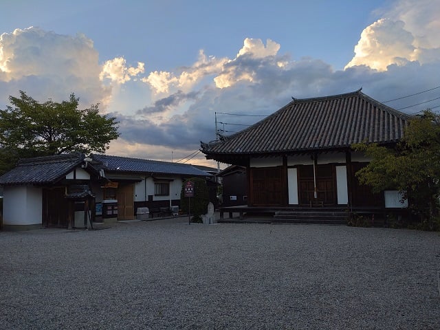 橿原市・正蓮寺大日堂
