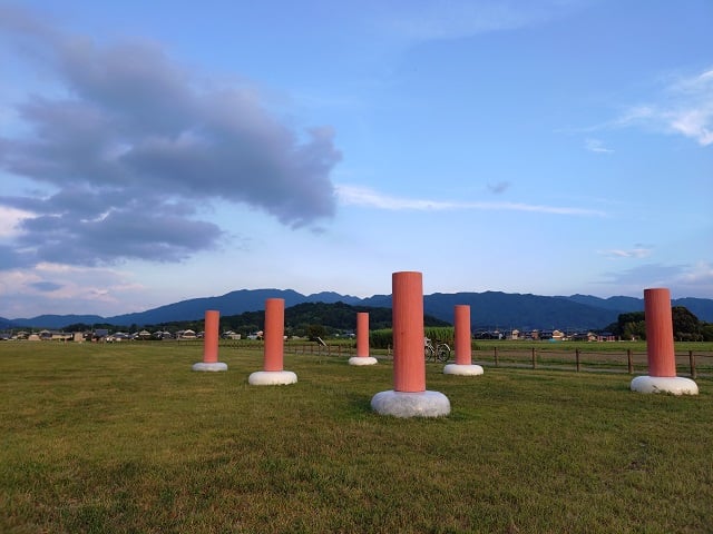 藤原宮跡と香具山（2025,8,17撮影）