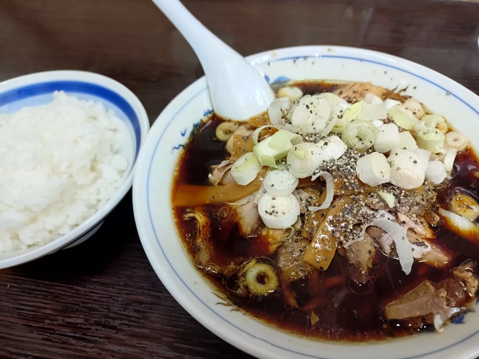 4日目：西町大喜・富山ブラックラーメン（富山県）