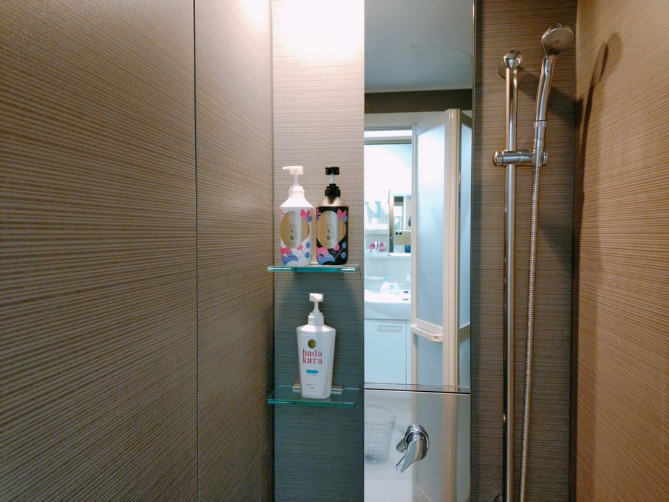 ゲストハウスはじまり・シャワールーム