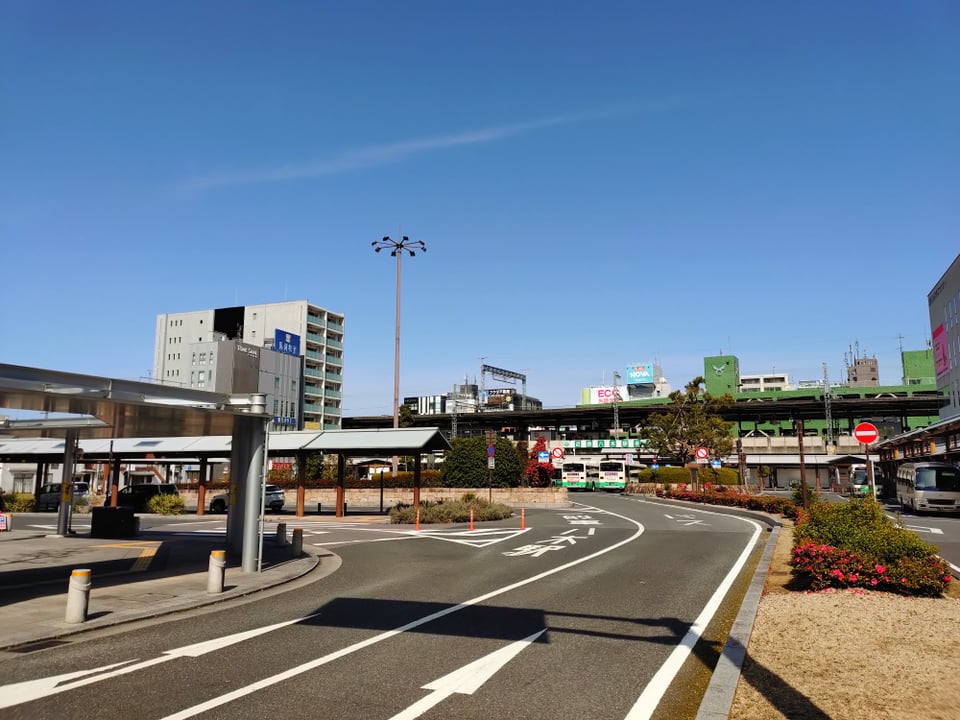 大和八木駅・南口ロータリー