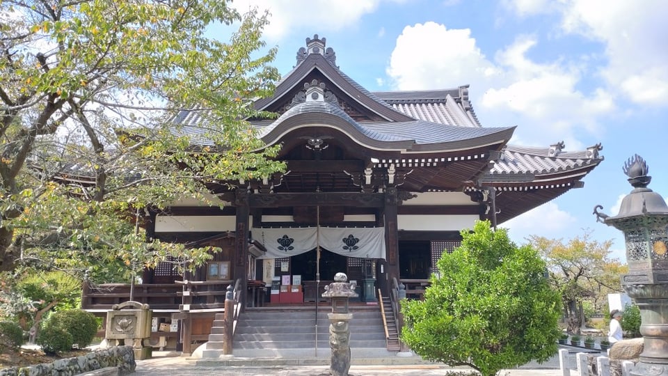 橘寺・本堂（2024,10,1撮影）