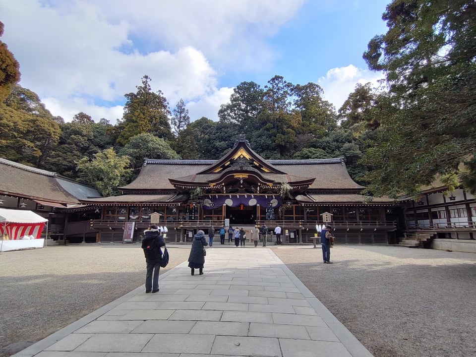 大神神社・拝殿（2025,2）
